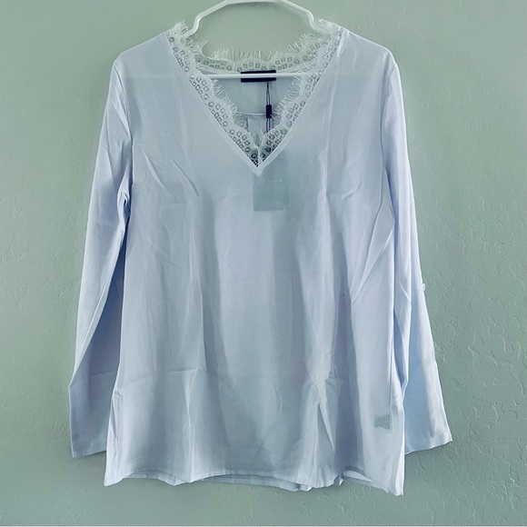 Funlingo Women’s Semi-Sheer Blouse Size Medium - Picture 1 of 8